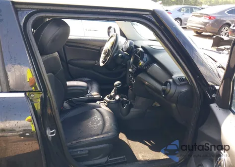 2015 Mini Hardtop Cooper z USA, uszkodzony, nr VIN WMWXS5C53FT831770